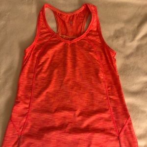 Tangerine women’s workout top